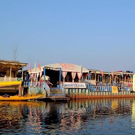 Montreal Group Of Houseboats Hotel Srinagar  Exterior photo